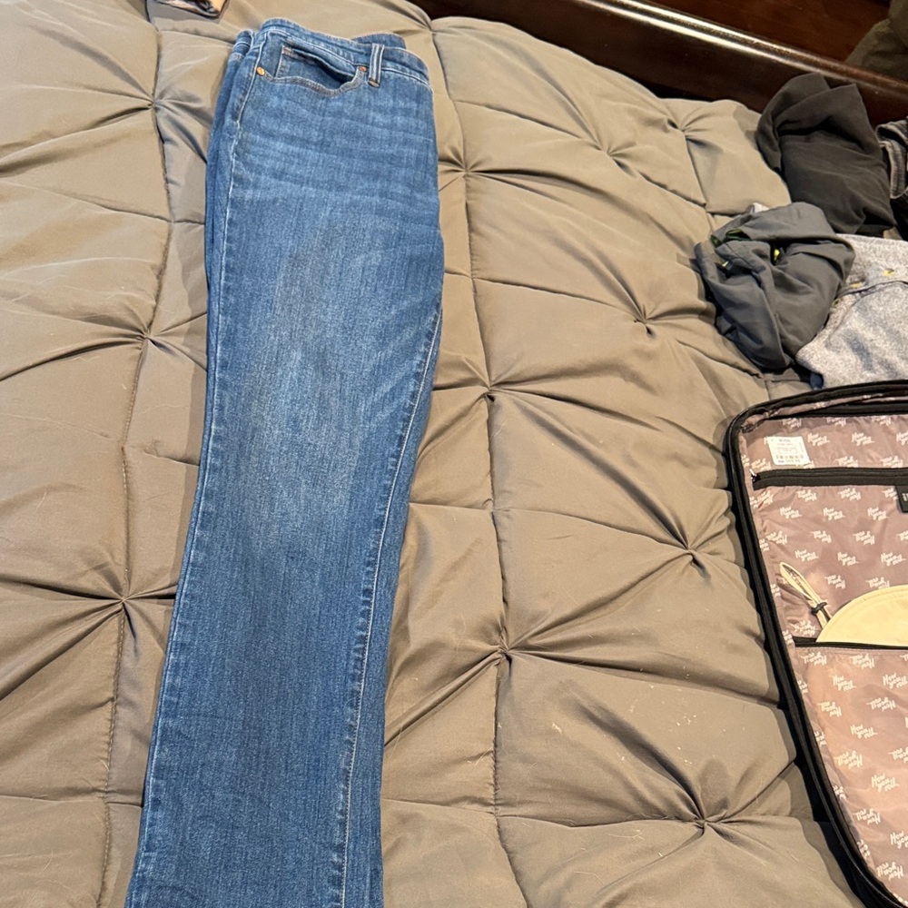 Talbots Women's Straight Leg Jeans in Blue